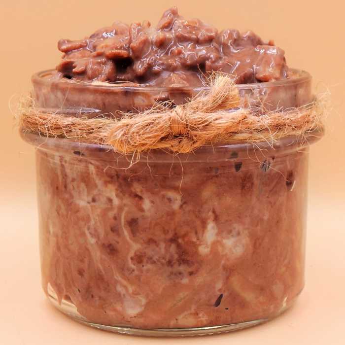 czekoladowo-waniliowy-deser-proteinowy-z-jablkiem