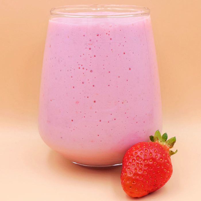 koktajl-truskawkowy-z-jogurtem