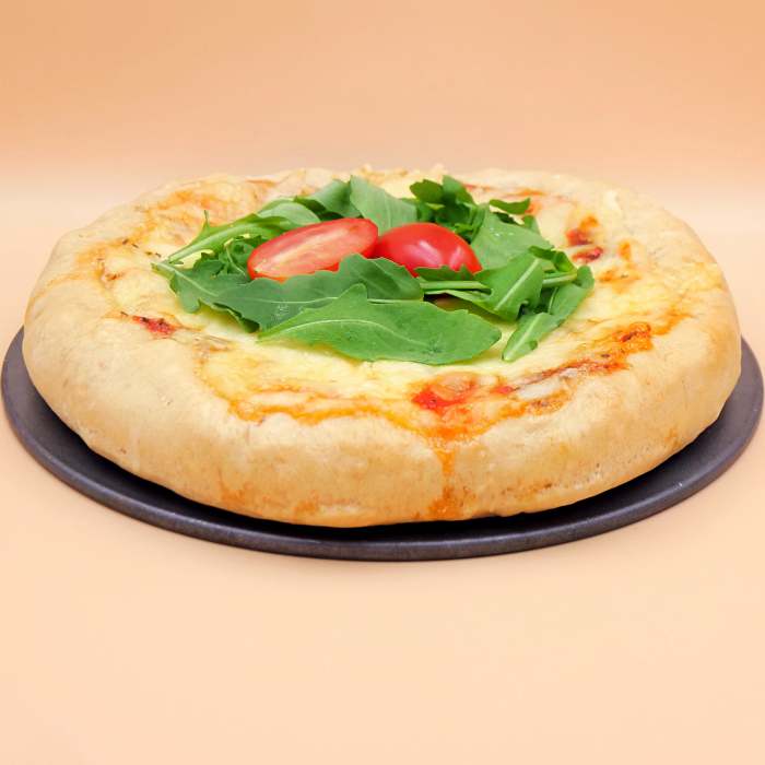 pizza-z-serowymi-brzegami